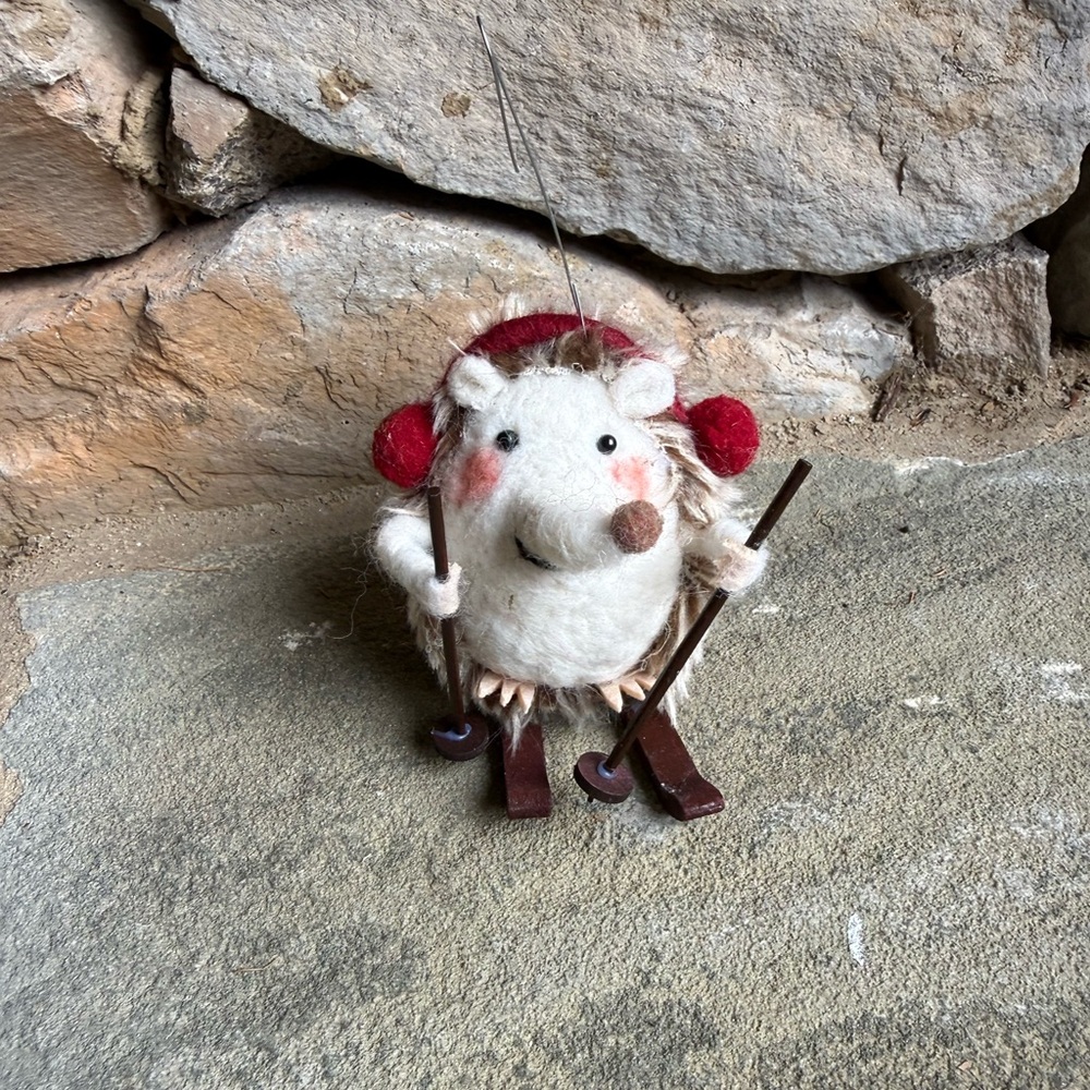 New🌟Anthropologie- Hedgehog With Skis Ornament